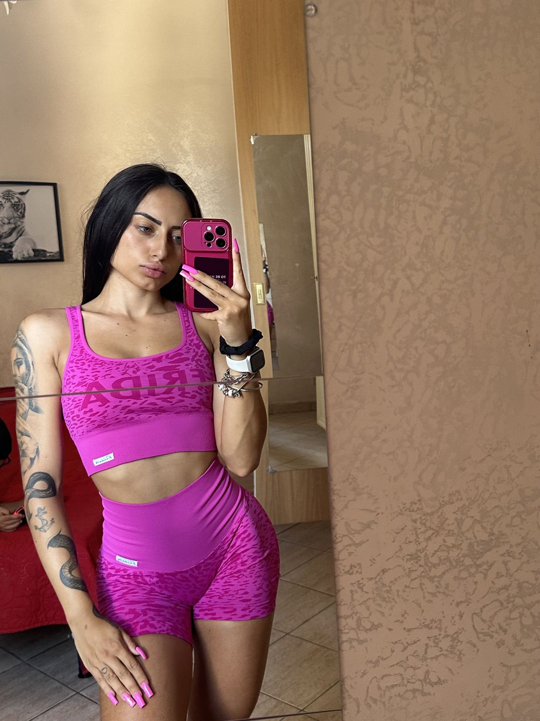 Customer photo review of Shorts Jungle Leopardo Fuxia