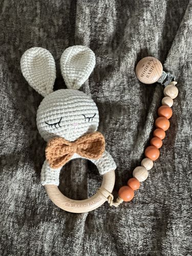 Customer photo review of Pacifier Clip (Clay Orange)