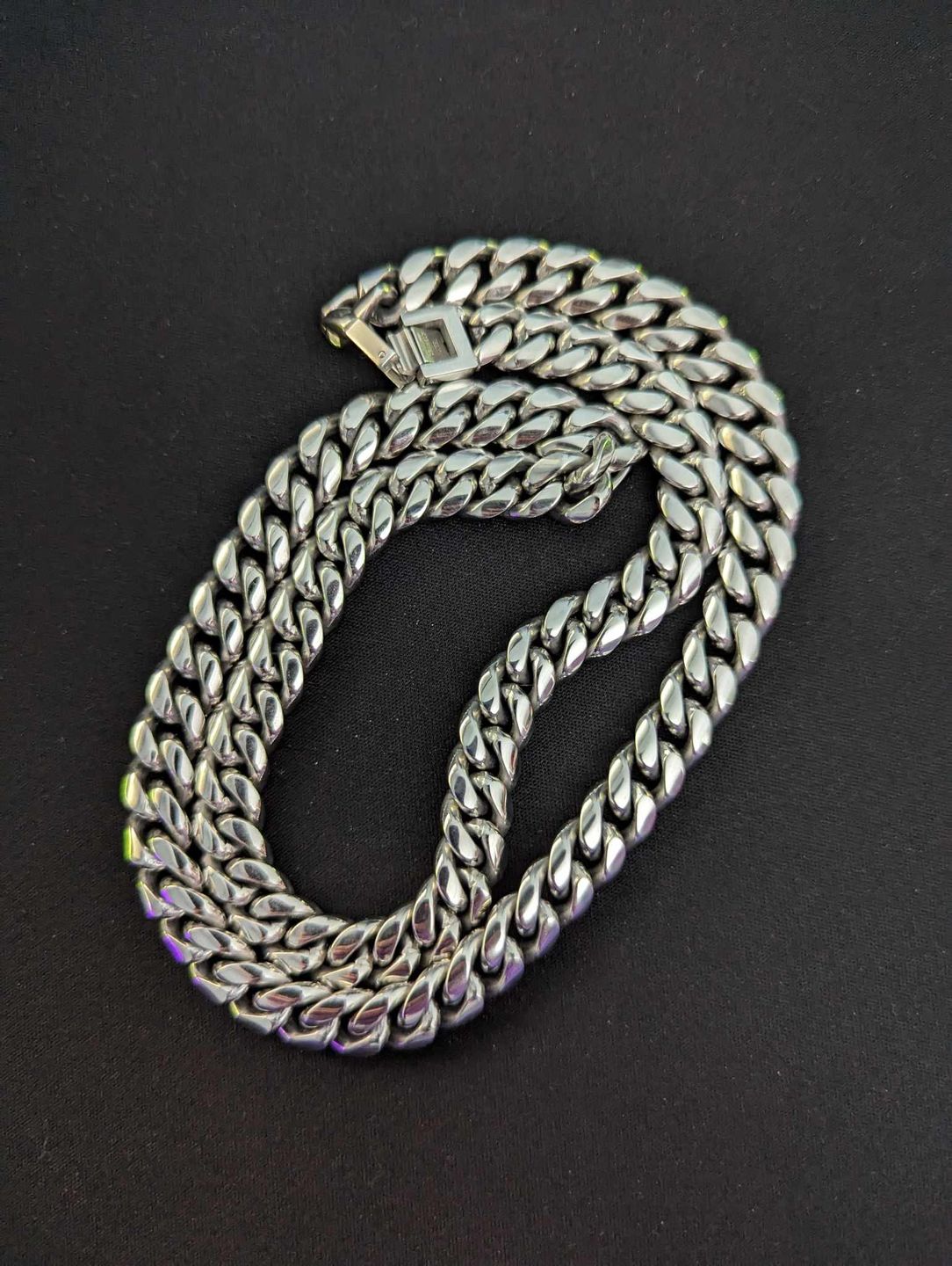 Customer photo review of The Rock SOLID Chain 10mm Necklace