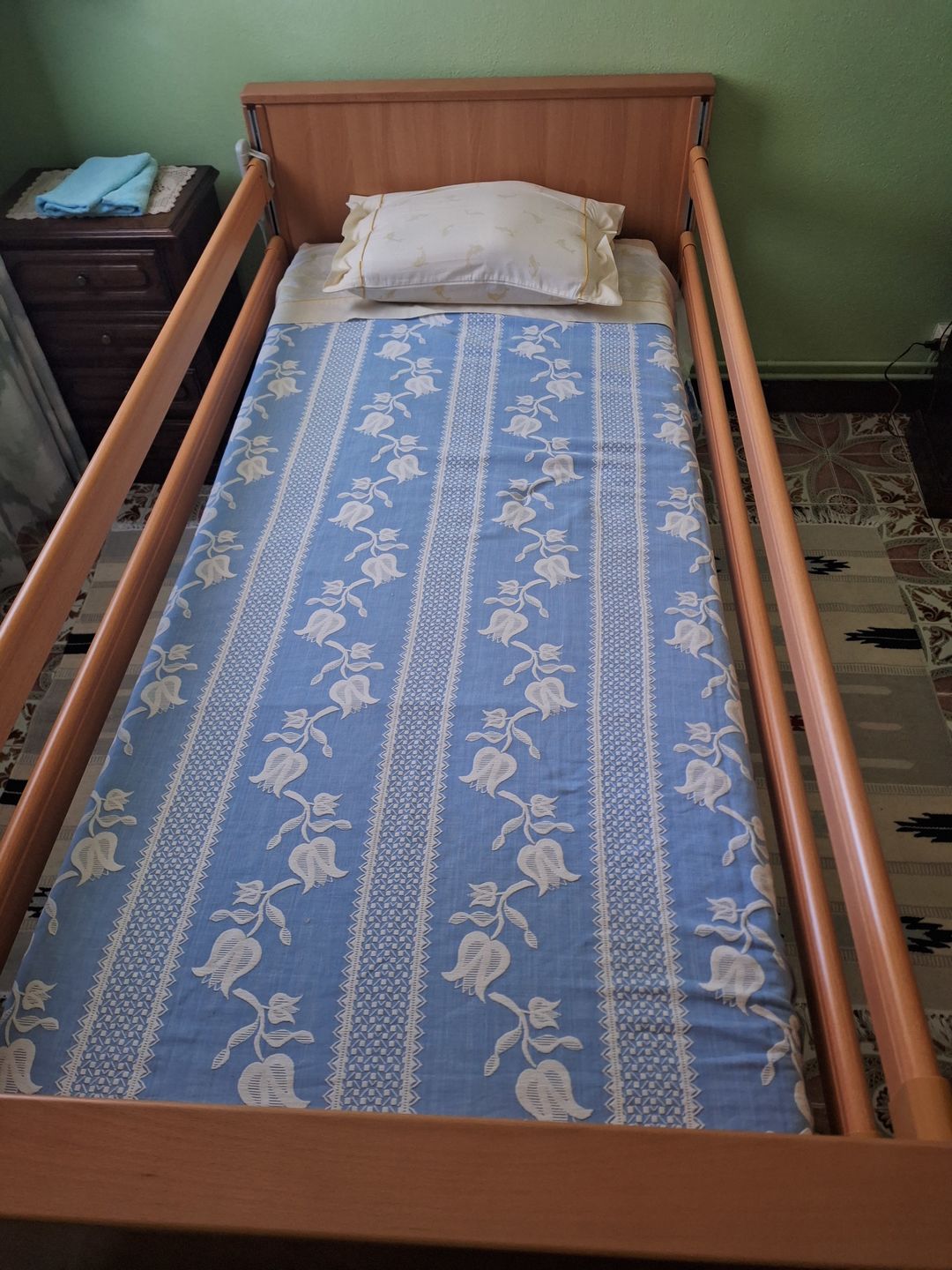 Customer photo review of Cama Articulada Elétrica DELTA
