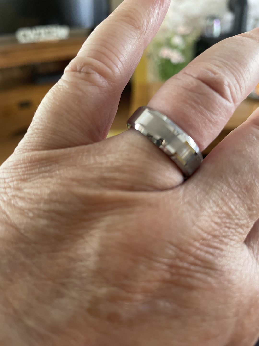 Customer photo review of Brushed 6mm Wonder Ring