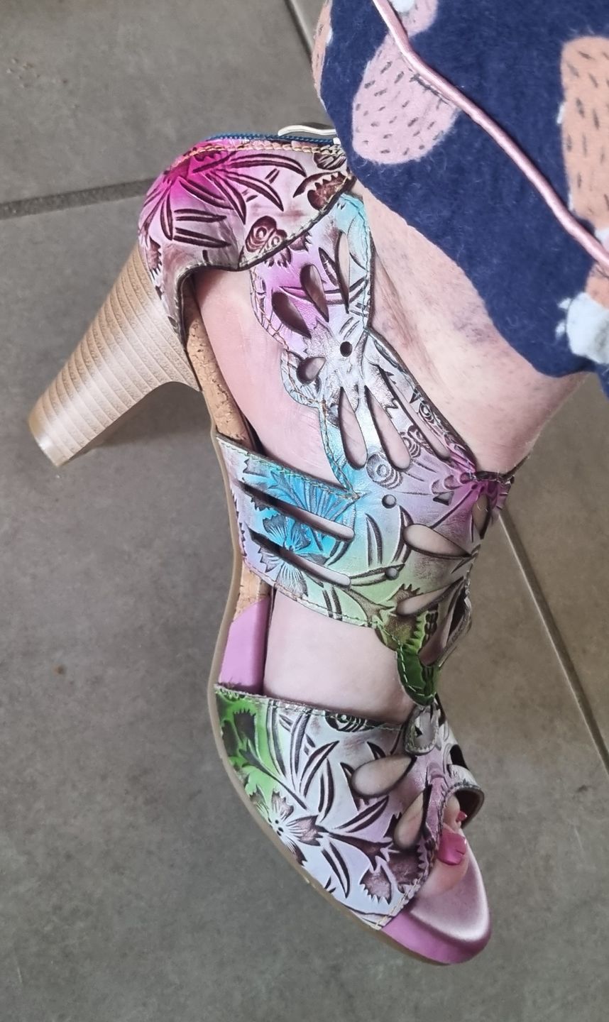 Customer photo review of Bohemia Leather Block Heel Comfy Sandals