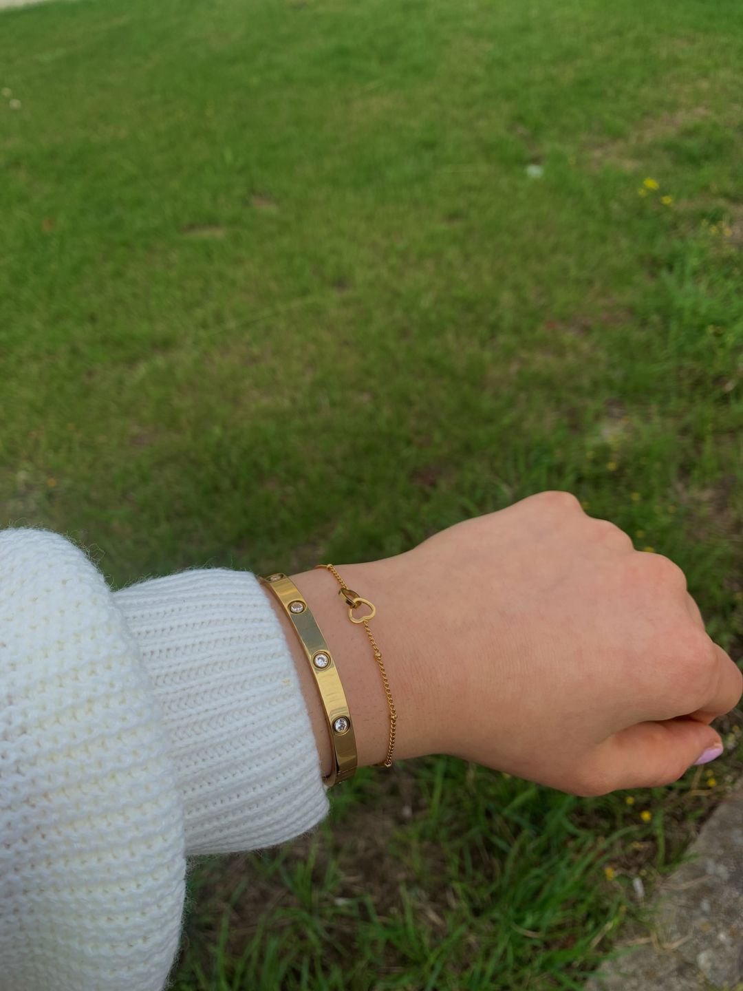 Customer photo review of Best Friends Armband | 18K vergoldet