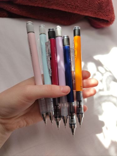 Customer photo review of Tombow Mono Graph Pastel Shaker Mechanical Pencil