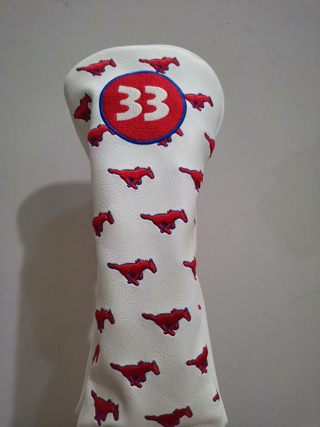 Customer photo review of Personalized White Stripes Wood Head Cover With Your Logo And Name