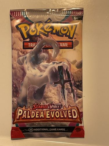 Customer photo review of Pokémon Scarlet & Violet: Paldea Evolved Sleeved Booster Pack (Presale)