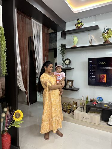 Customer photo review of Yellow Floral Tiered Maxi