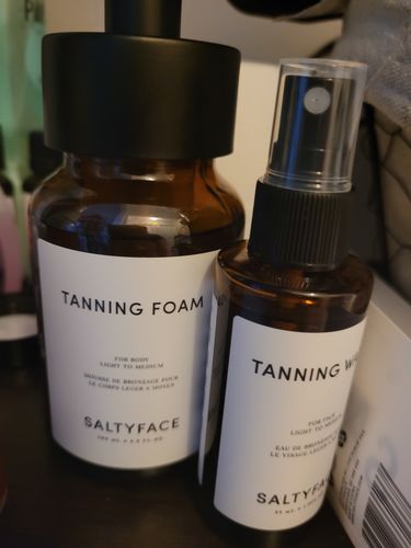 Customer photo review of Essential Tanning Set