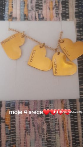 Customer photo review of Ogrlica: Heart Pendants