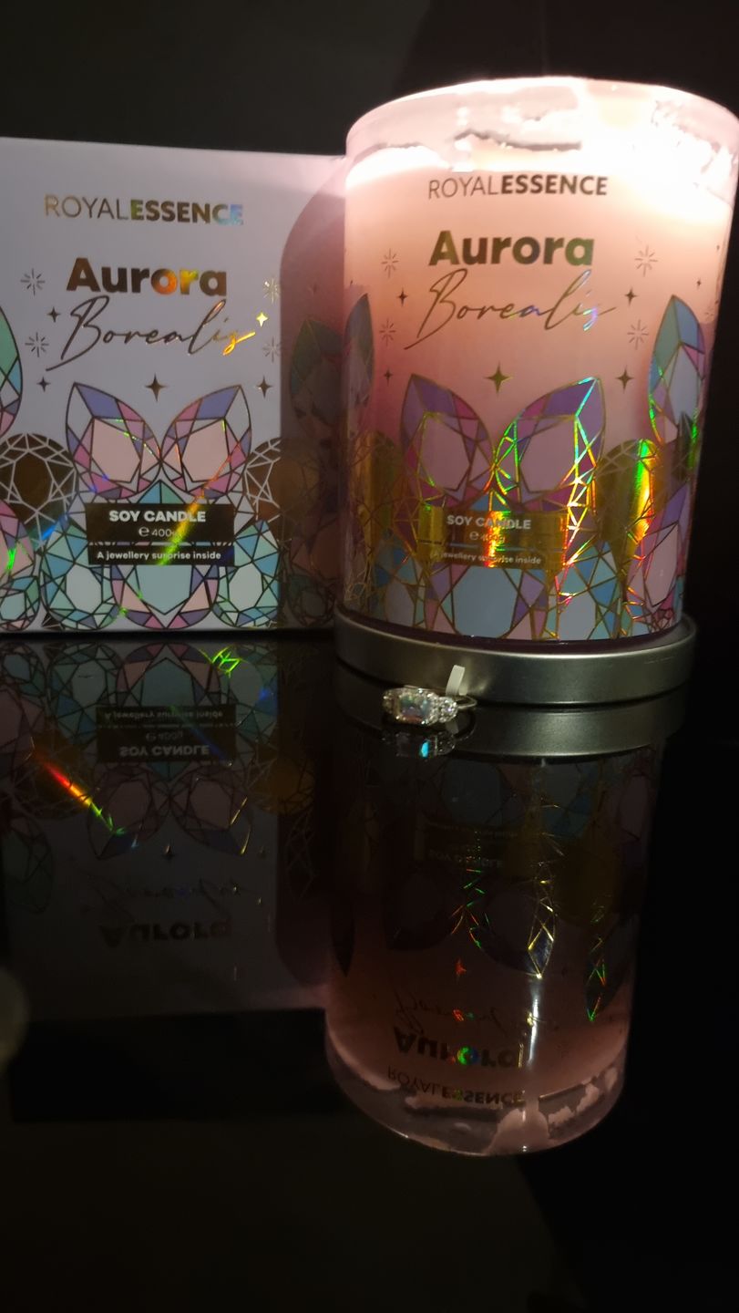 Customer photo review of Aurora Borealis (Candle)