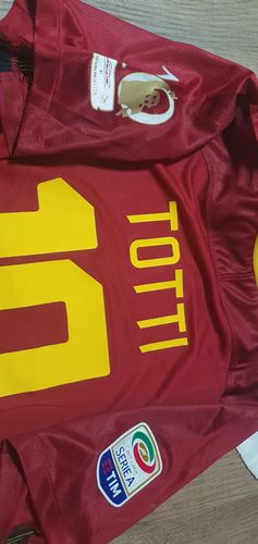 Customer photo review of MAGLIA ROMA SPECIAL EDITION "ADDIO TOTTI" 2021/22