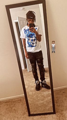 Customer photo review of SB Dunk Argon DopeSkill T-Shirt Trippin Graphic