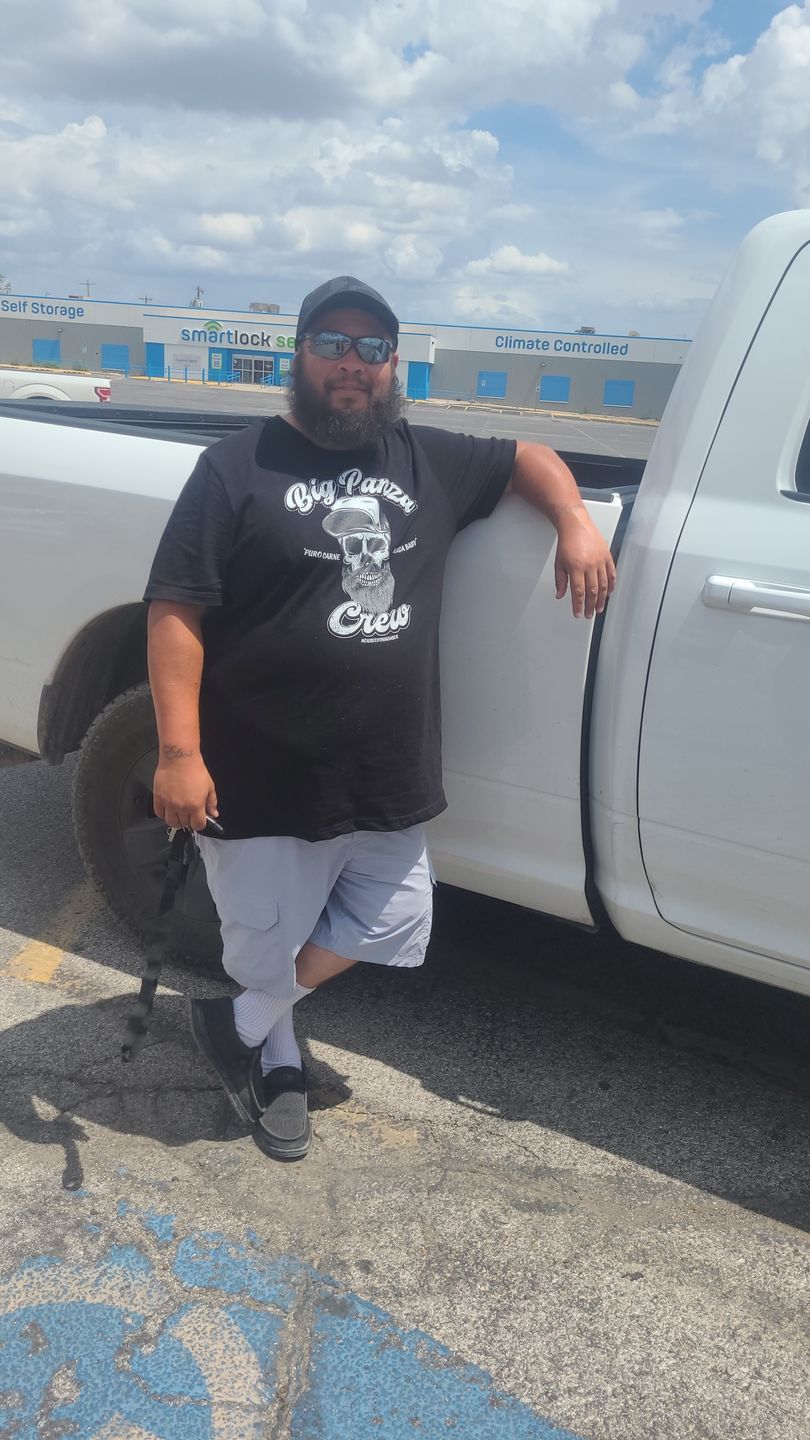 Customer photo review of Premium Big Panza Crew Chingon T-shirt