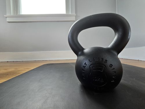 Customer photo review of 10kg / 22lbs E-coated Cast Iron Kettlebell