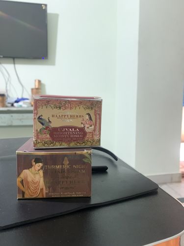 Customer photo review of Ujvala Skin Brightening Moisturizer