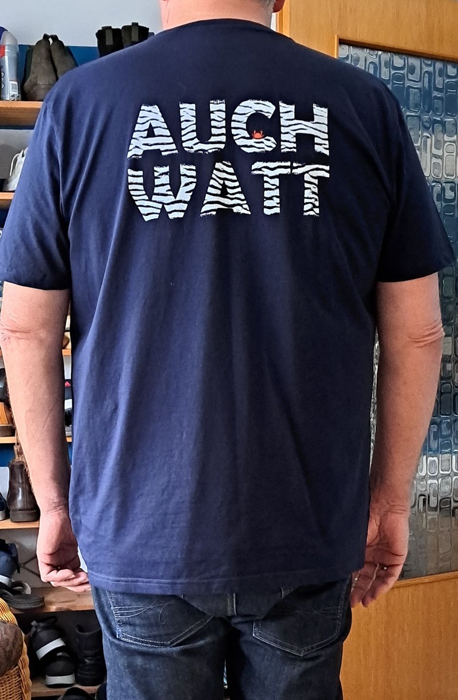 Customer photo review of Hinten steht auch watt · Herren Premium Bio T-Shirt