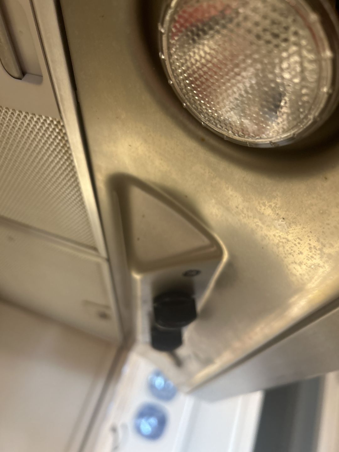 Customer photo review of PAR20 50W Ceiling Can Fixture Light Bulb Replacement Halogen Lamp E26 120V