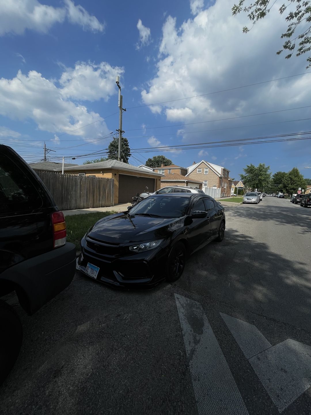Customer photo review of 2016-21 Honda Civic Hatchback Tape-On Window Visors Wind Deflectors Rain Guards