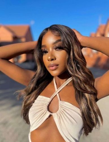 Customer photo review of Luvwin 180% Density Popular Highlight HD Lace Frontal Body Wave Wig