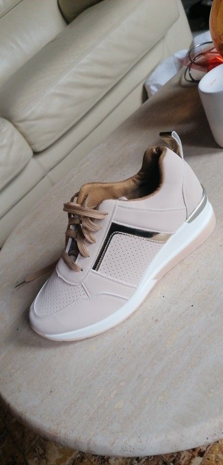 Customer photo review of Marley-Shoes™ | Orthopedic Shoes