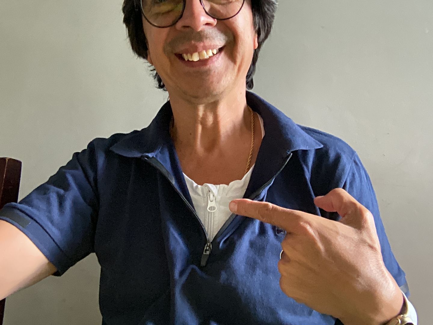 Customer photo review of Camiseta Postural Masculina - Posture Shirt® Com Zipper