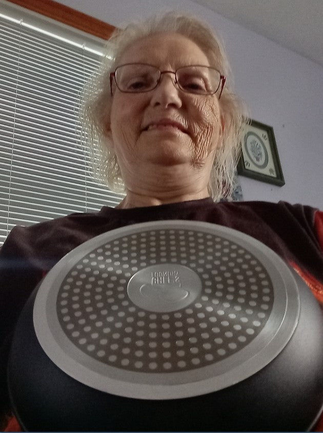 Customer photo review of P600 12" Grill Pan