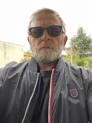 Customer photo review of Blouson bleu marine déperlant