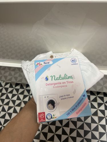 Customer photo review of Eco-Tiras de Detergente 40 lavados Natulim
