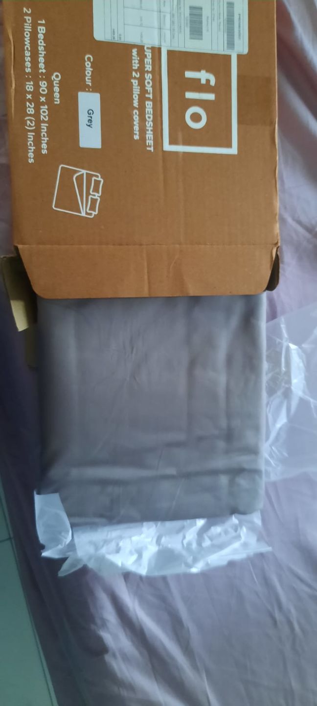 Customer photo review of Flo Super Soft Bedsheet