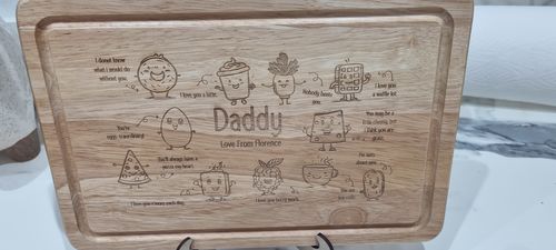 Customer photo review of Personalised Father's Day Chopping Board