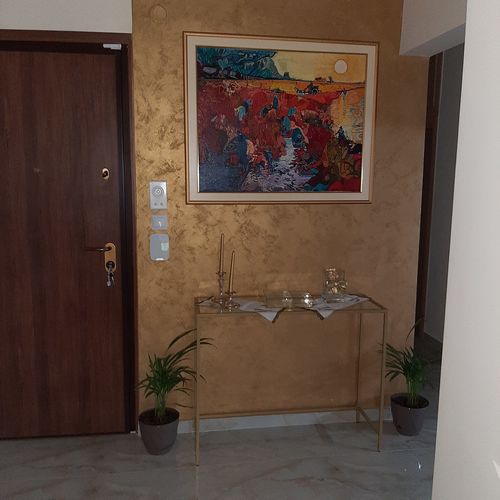 Customer photo review of Μοντέρνο Χρυσό Τραπέζι Κονσόλα Σαλονιού Τραπεζάκι Εισόδου Τραπέζι Καναπέ Χρυσό LG-T26G