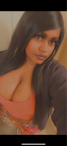 Customer photo review of Melting! Straight Swiss HD Undetectable Lace 13x4 Lace Frontal Wig