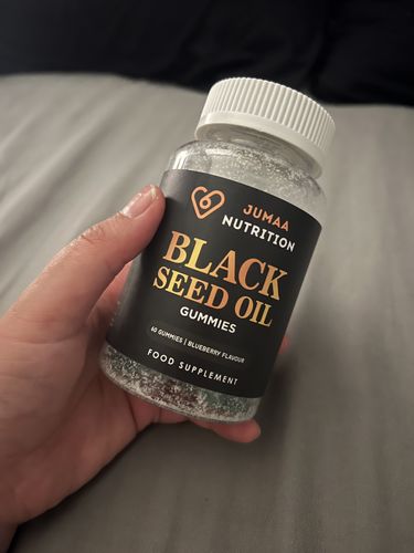 Customer photo review of Multivitamin Gummies