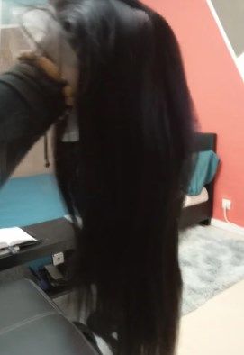 Customer photo review of 4C Edges | Luvwin 180% Density Straight with Yaki Edges Free Parting Undetectable Lace Front Wig | Afro Inspired