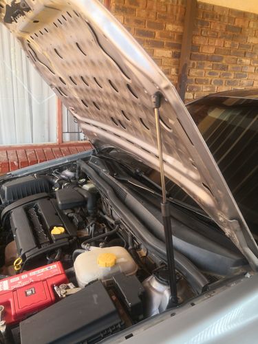 Customer photo review of Gaslift Strut Bonnet Opel Astra 2004-2009 (TTL4506T)