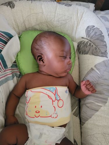 Customer photo review of 2 in 1 Head Shaping and Hair Saving Pillow