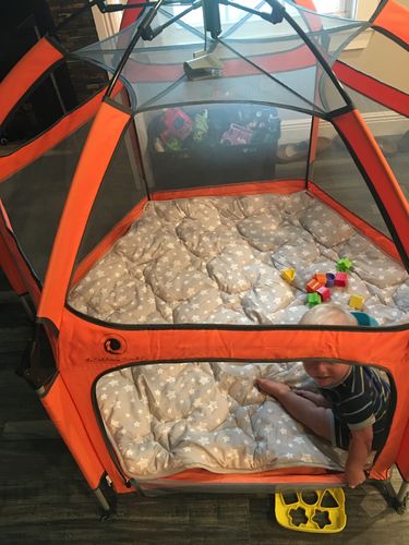 Customer photo review of Pop N' Go™ Playpen