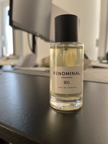 Customer photo review of Fabulous World-186