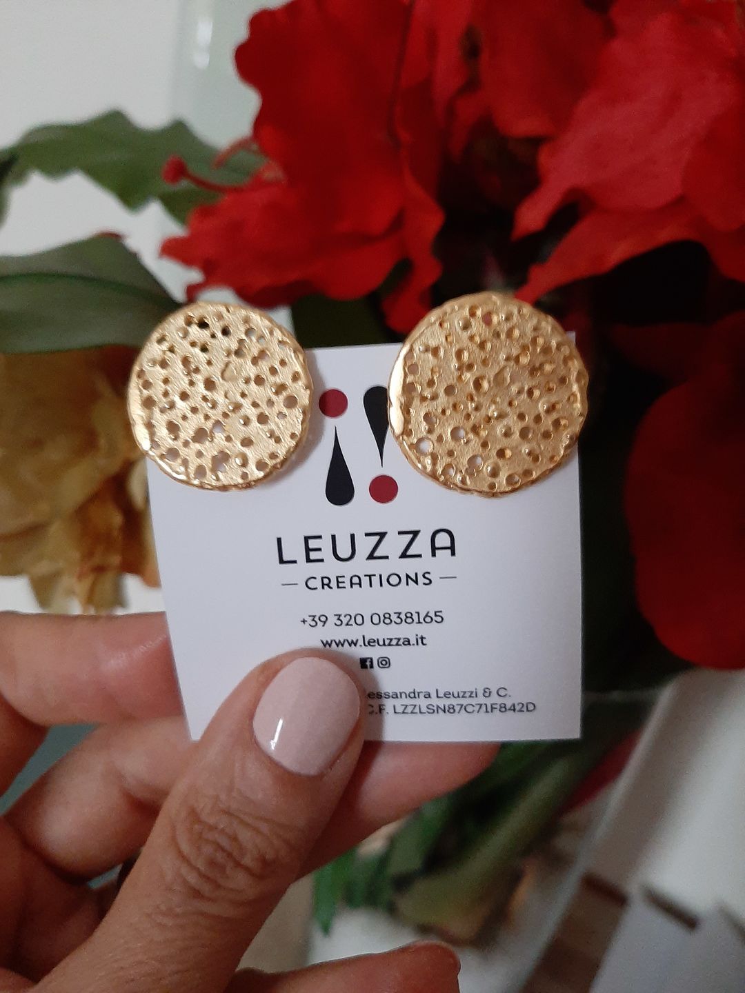 Customer photo review of ORECCHINI “ROSSANA”