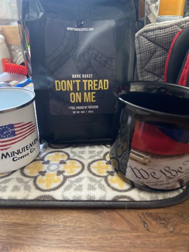 Customer photo review of Don't Tread on Me