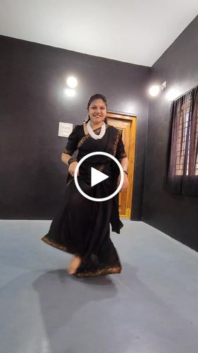 Customer video review of Rubans Black Crystal Studded Adjustable Fabric Belt.