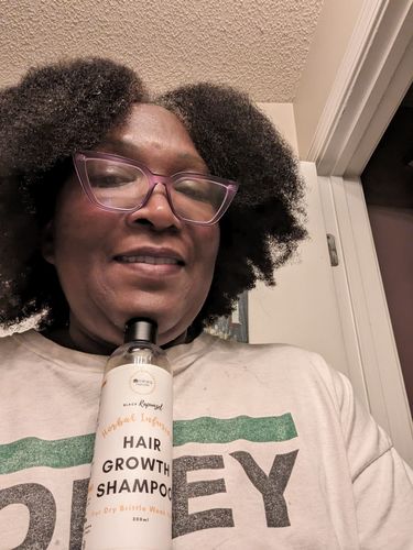Customer photo review of Herbal Infusion - Hair Growth Shampoo