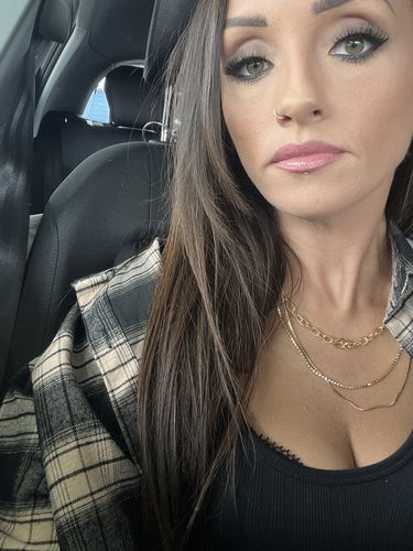 Customer photo review of L.W.I Goal Digger Russian Strip Lashes