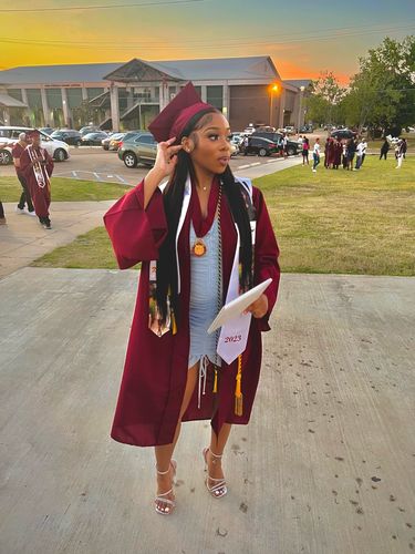 Customer photo review of Melting! Straight Swiss HD Undetectable Lace 13x4 Lace Frontal Wig