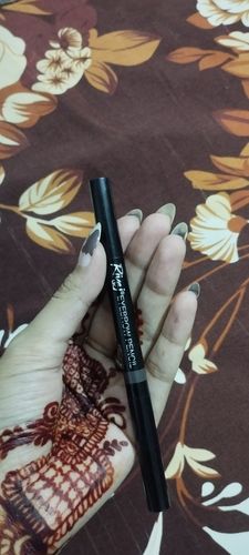 Customer photo review of Rivaj Super Thick Eyebrow Pencil (Brown)