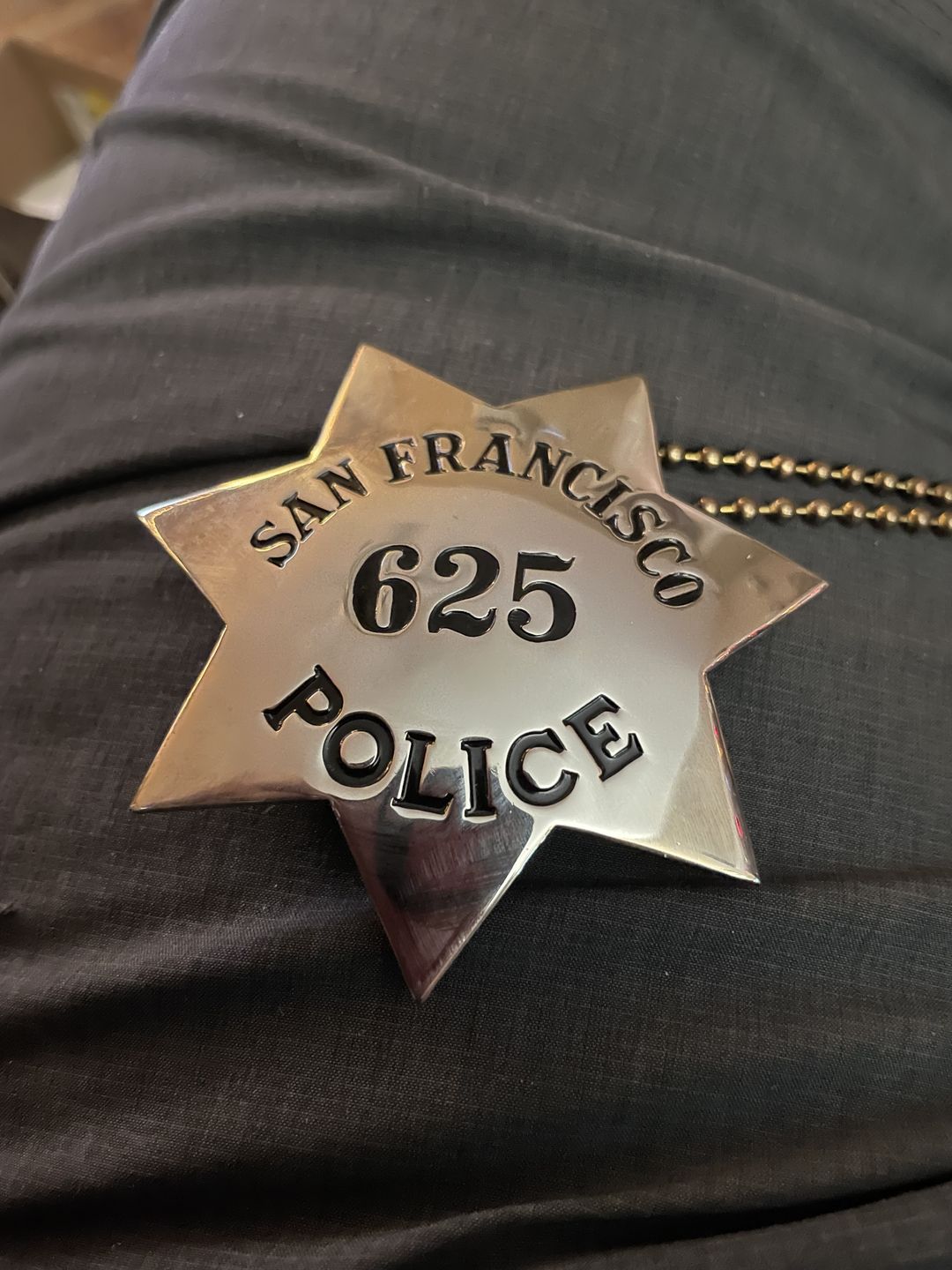Customer photo review of SFPD San Francisco Police Officer Badge Solid Copper Replica Movie Props With Number 625