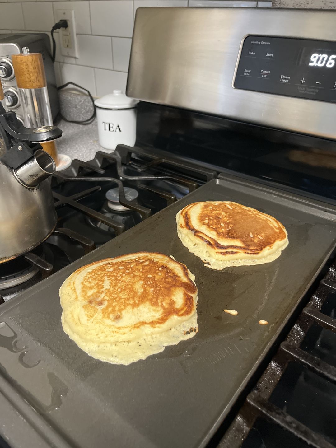 Customer photo review of Cousin T's Cinnamon Bun Gourmet Pancake Mix (2 Pack)
