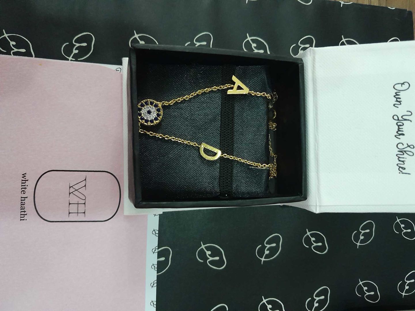 Customer photo review of Abella