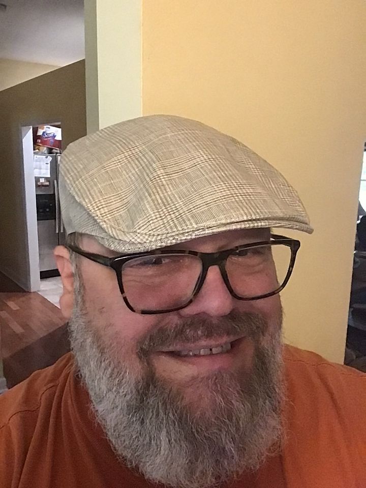 Customer photo review of Donegal Touring Cap Linen