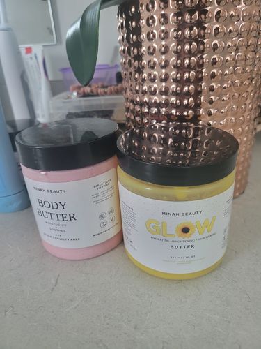 Customer photo review of TURMERIC DARK SPOT FADING SCRUB & GLOW SCRUB